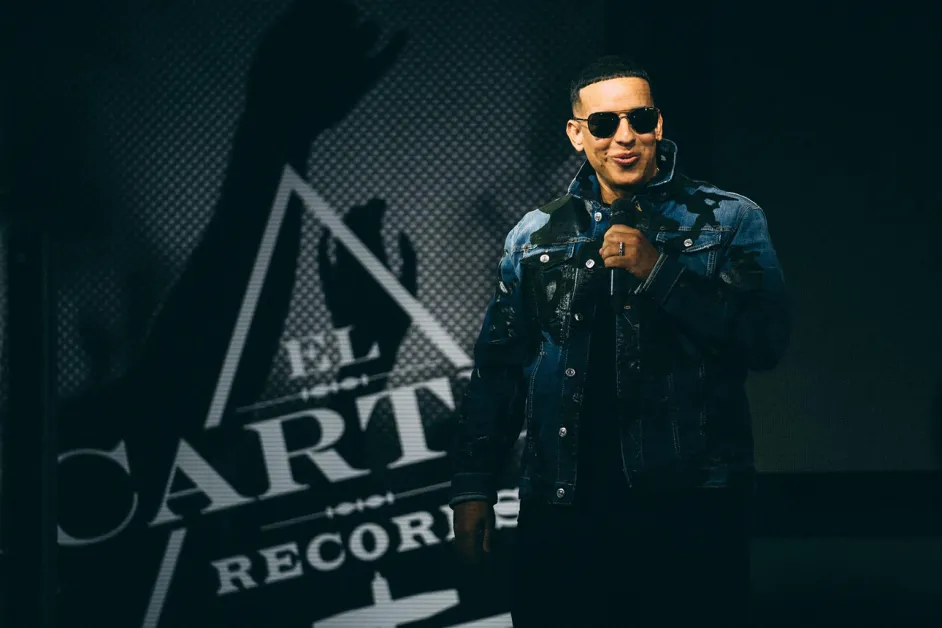 d0c50c_e8d7bf97a61d4fdcba255187ed2369ba~mv2